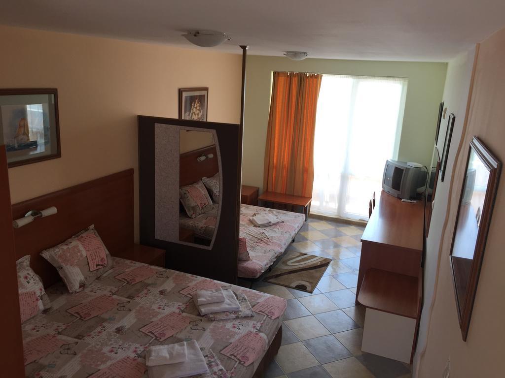Hotel Golden Star Sozopol Bagian luar foto