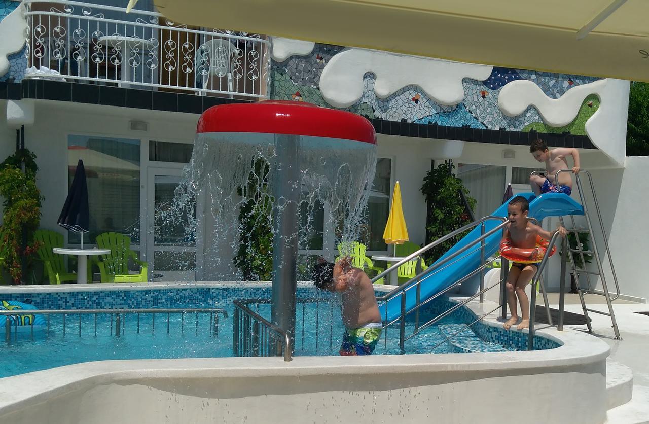 Hotel Golden Star Sozopol Bagian luar foto