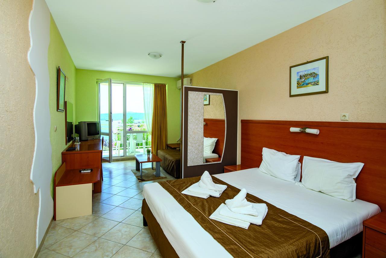 Hotel Golden Star Sozopol Bagian luar foto